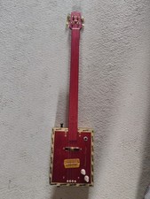 4-saitige Cigar-Box-Gitarre