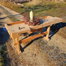 Alte urige rustikale Hobelbank