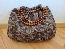 Wunderschöne Damentasche, tolles Design, Griff mit Holzperlen, neu, Blumen 