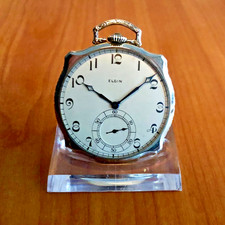 u n i q u e ELGIN square