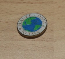 Pin Save our Planet 2,2 x 2,2 cm