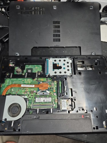 Lenovo g700 defekt guter - lenovo,