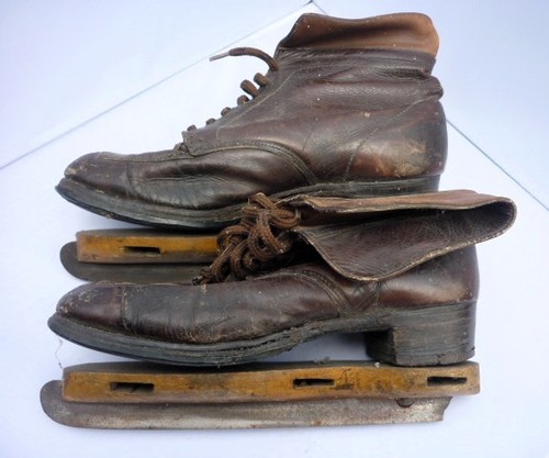 Antike schlittschuhe - antike,