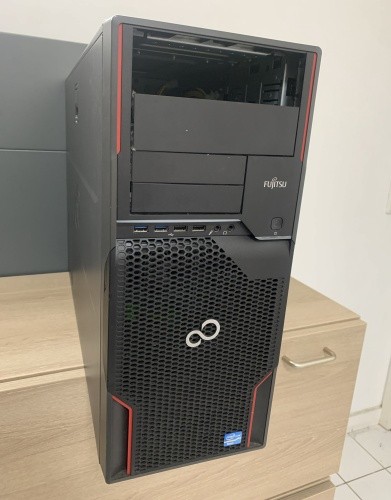 Fujitsu celsius r920 xeon - fujitsu,