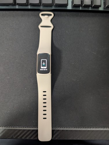 Fitbit charge - fitbit, 6