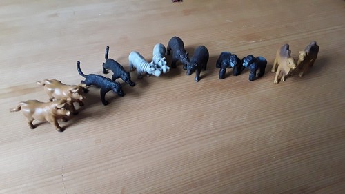 Tiere spielfiguren - ,