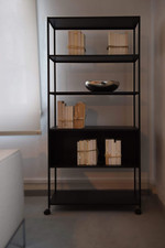Exklusives metallregal auf - exklusives,