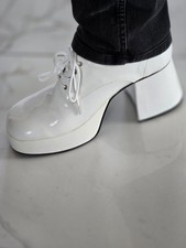 Lack Plateauschuhe Herren Gr 46 / 47  Weiß  Party 70er Karneval