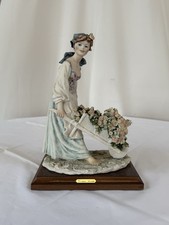 Porzellan Figur Capodimonte Florence Giuseppe Armani DIE SCHÖNE GÄRTNERIN, 1981