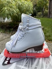 Jackson Ultima Freestyle Eiskunstlaufschuhe, Größe 12C. (EU 28) mit Schoner