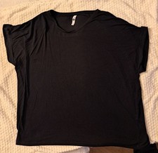 T-Shirt in Schwarz Größe XXL