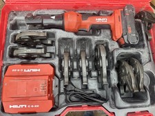 Hilti Akku Rohrpresse mit 8 Pressbacken NPR 19-22 +Nuron Akku + Ladegerät 