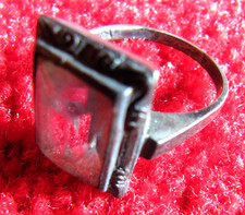 Alter Ring aus 800er Silber mit bläulichem ungeprüften "Stein"