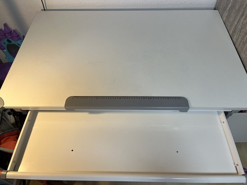 Schreibtisch - ,