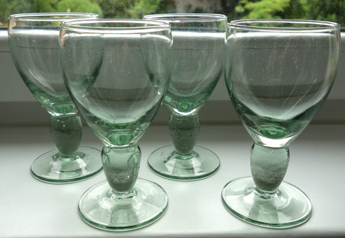 Alte weingläser glas grün - alte,