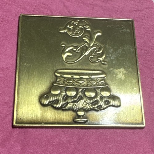 Vintage messingplakette relief - vintage,
