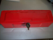 Werkzeugkasten abschließbar