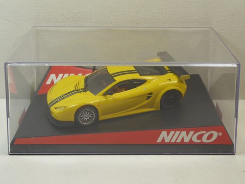 Ninco ascari kz1 - 1:32,