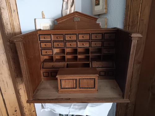 Antiker kaufladen apotheke - antiker, ,apotheke
