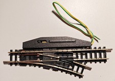 Minitrix 4963 - elektrische Weiche rechts 24° - Spur N #422