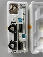 Krupp Autokran KMK 3035 in weiß NZG #383  1:50  in Styroporbox