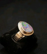Sehr schöner massiver Opal