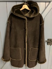 Kurzmantel mit Kapuze