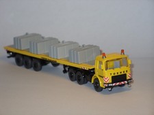 Wiking TOENSE Kranbetrieb mit MAN 22.321 6-Achser mit Ladung Kontergewichte