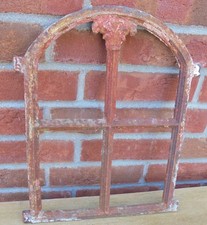 Fenster, altes gusseisernes