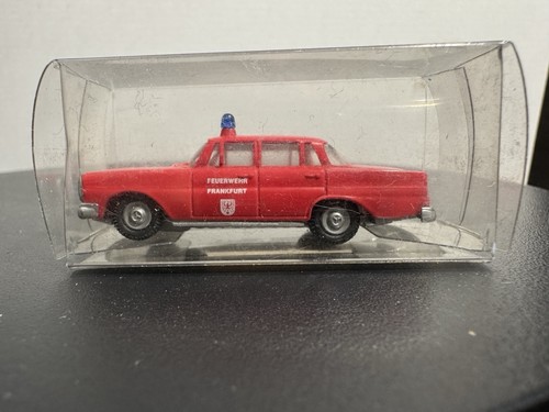 Praline 1821 mercedes - nr.,