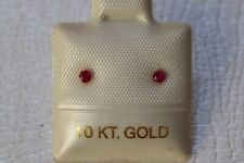 Feine Rubin Ohrstecker - 2 mm