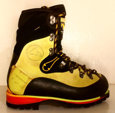 La Sportiva Stiefel gelb