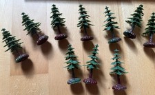 10 x Tannenbäume NEU Modelleisenbahn H0- Spritzguss, sehen natürlich aus