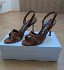 Manolo Blahnik Slingback