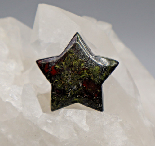Stern aus drachenblutjaspis - stern,