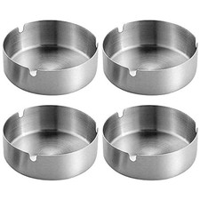Set mit vier runden Edelstahl Aschenbechern für Außen- und Heimgebrauch