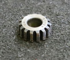 MIKRON Vollstahl-Wälzfräser Nr.61126 Ø18x7xØ8mm 1gg. Rechts 15 Spanuten