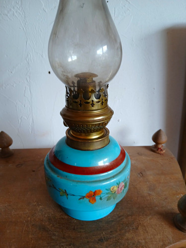 Antike petroleumlampe - antike,
