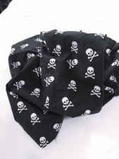 Stoffrest skull breit - skull,