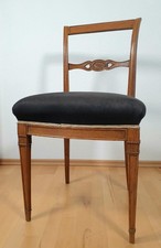 Feiner Louis Seize Stuhl um