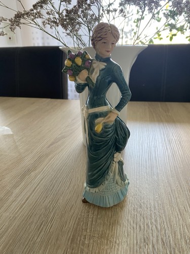 Goebel porzellan figur - goebel, dame