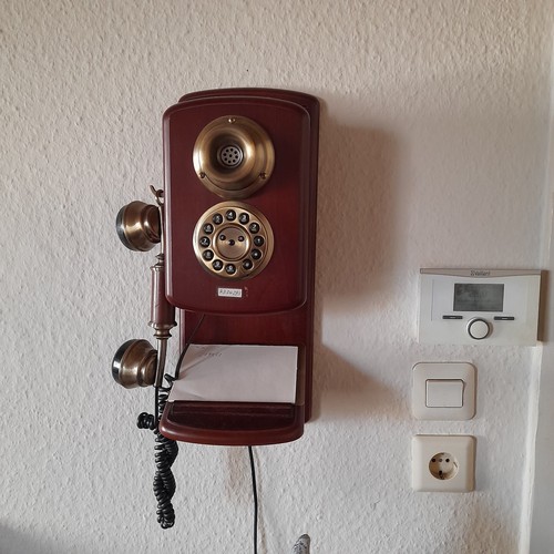 Retro wandtelefon mit - retro,