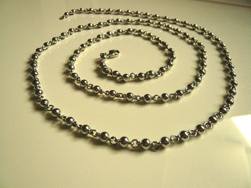 Lange kette von pierre - kette, lang