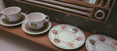 Teiliges gedeck tasse - x,