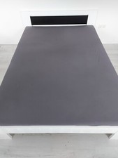 Futonbett schwarz-weiß (140cmx200cm); inkl. Rollrost, Matratze, 2 Spannbettlaken