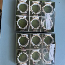 12  Porzellan Serviettenringe mit Rosen und golden  Detalle