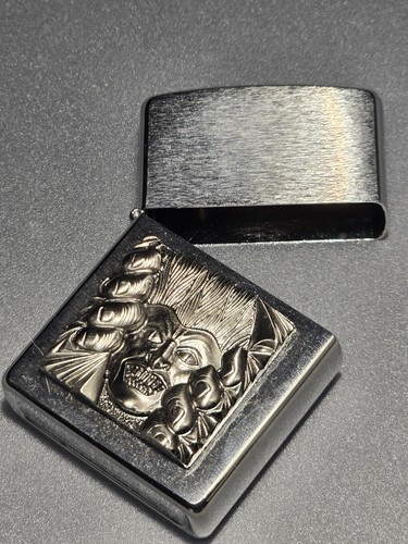 Zippo break through emblem - break,