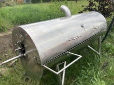 Edelstahl Grill/ Lamm Grill/ Spanferkel Grill/ Smocker/