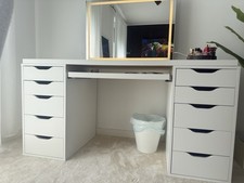 Ikea Schminktisch mit Spiegel - Fast neu 