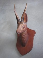Rehbock, alter geschnitzter